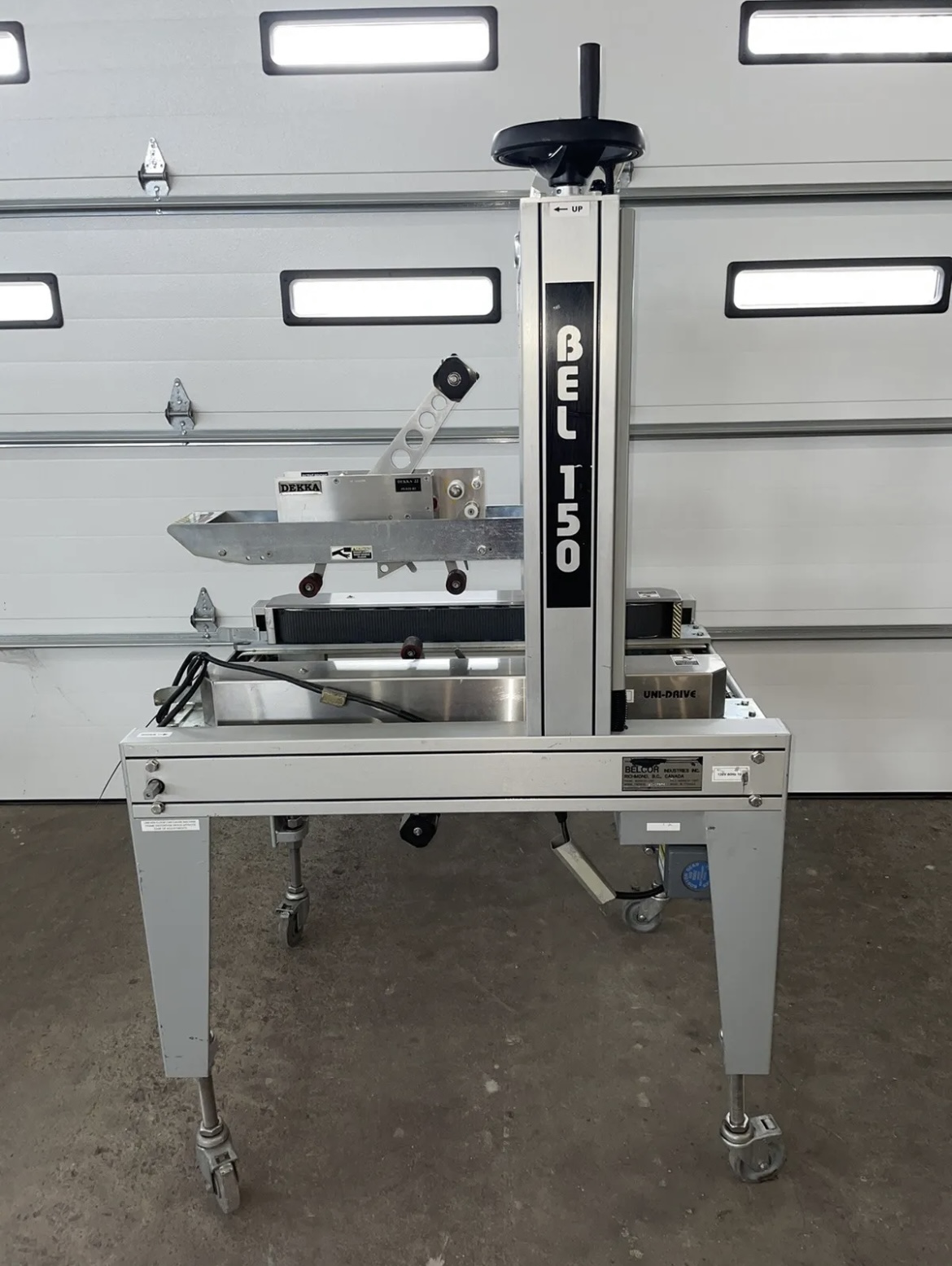 BELCOR 150 CASE SEALER image 8