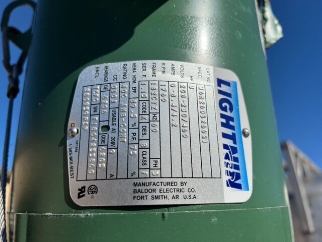 1000 Gallon Mix Tanks image 3