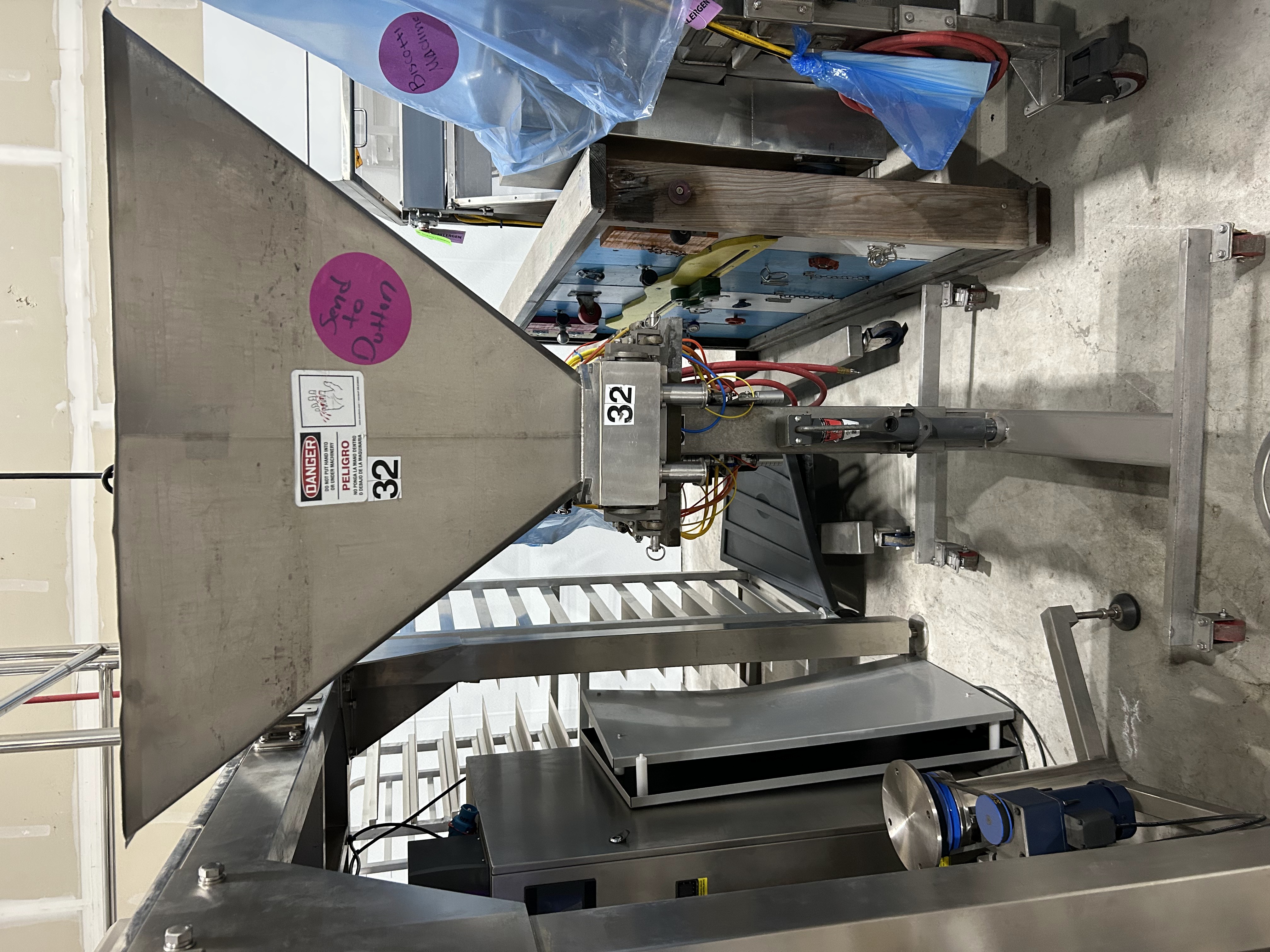 Hinds Bock Piston Filler image 6