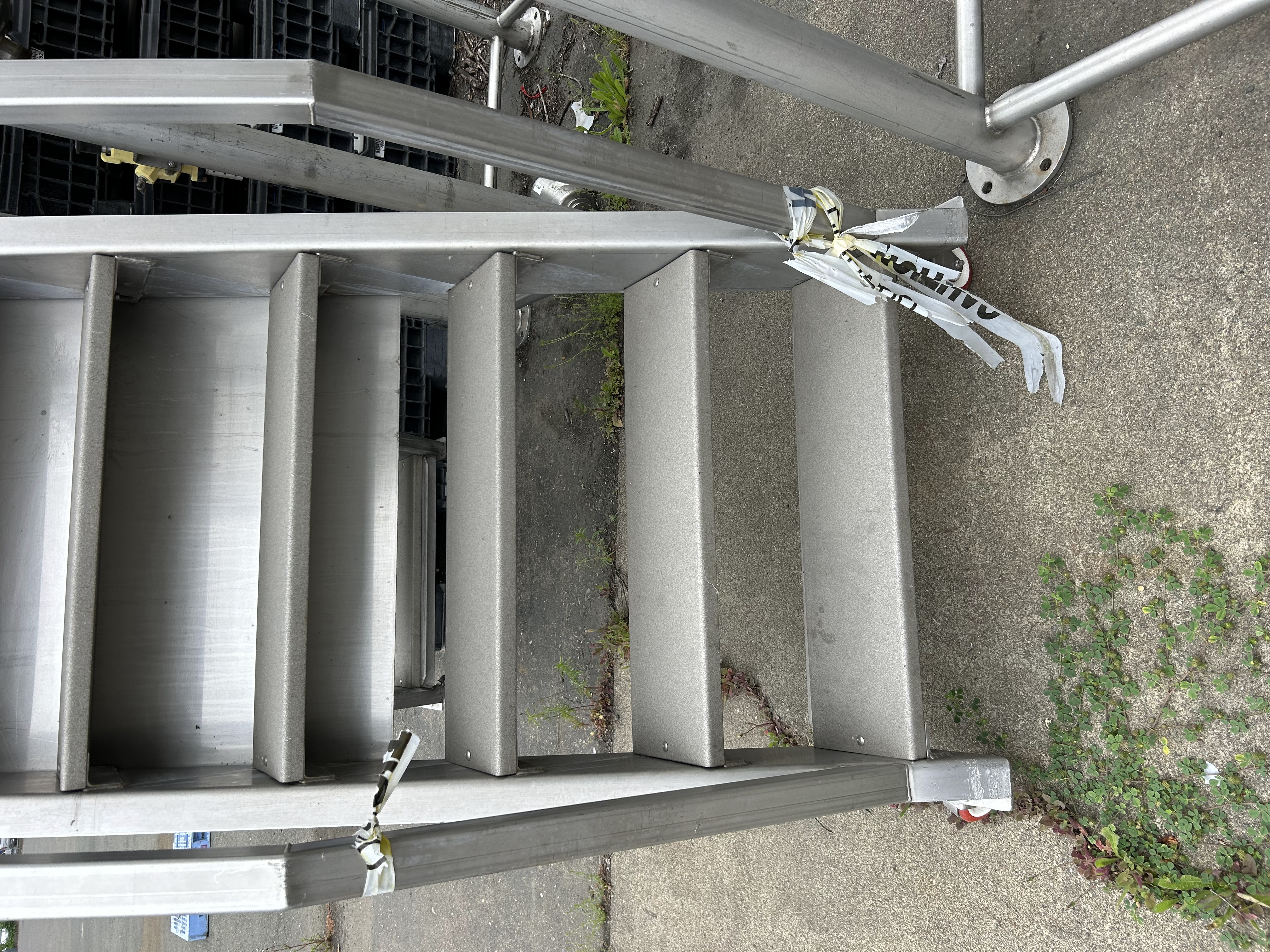 Stainless Conveyor Crossover image 3