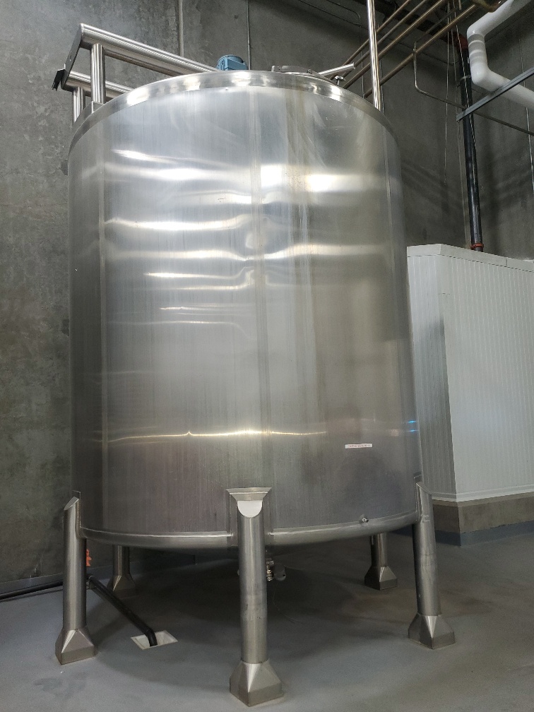 6000 gallon stainless mix tank