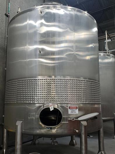 6000 gallon stainless jacketed mix tank