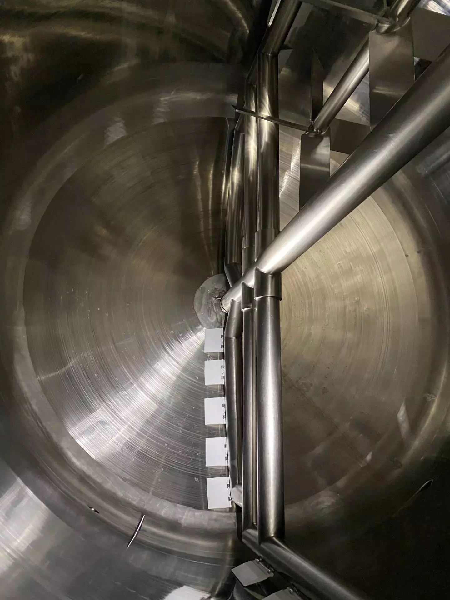6,000 Gallon Type 316L Stainless Steel Jacketed Insulated Mix Kettle image 3