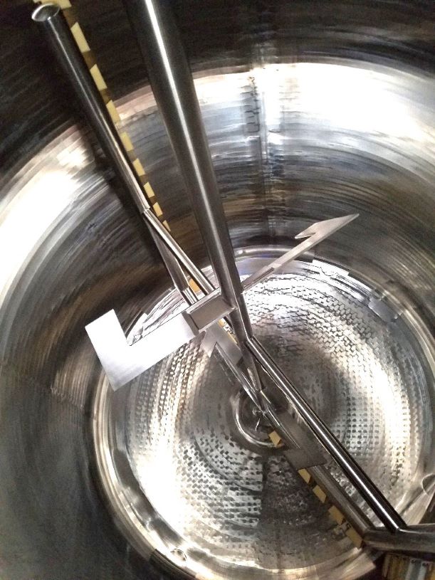 7500 Gallon Stainless Mix Tanks image 2