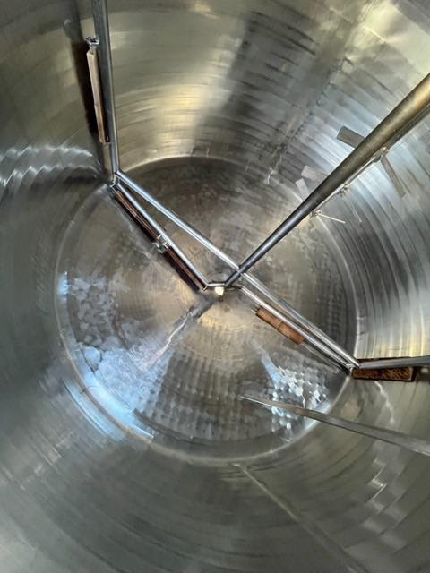1000 Gallon Jacketed Stainless Mix Tank image 2