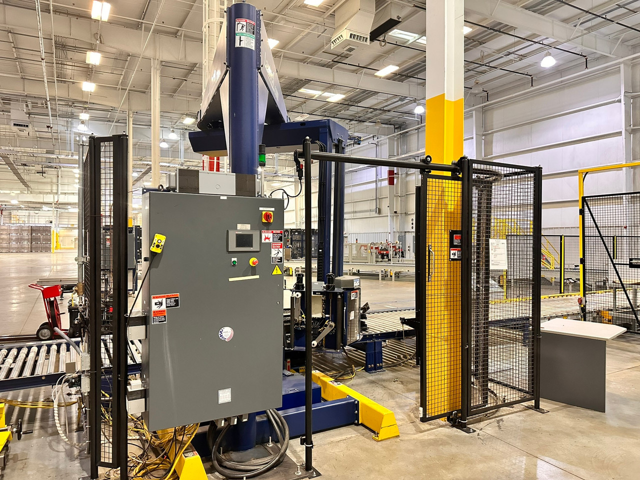 Lantech S1500 Automatic Stretch Wrapper with Fanuc M-410iB Palletizing Robot Complete Packaging Line image 3