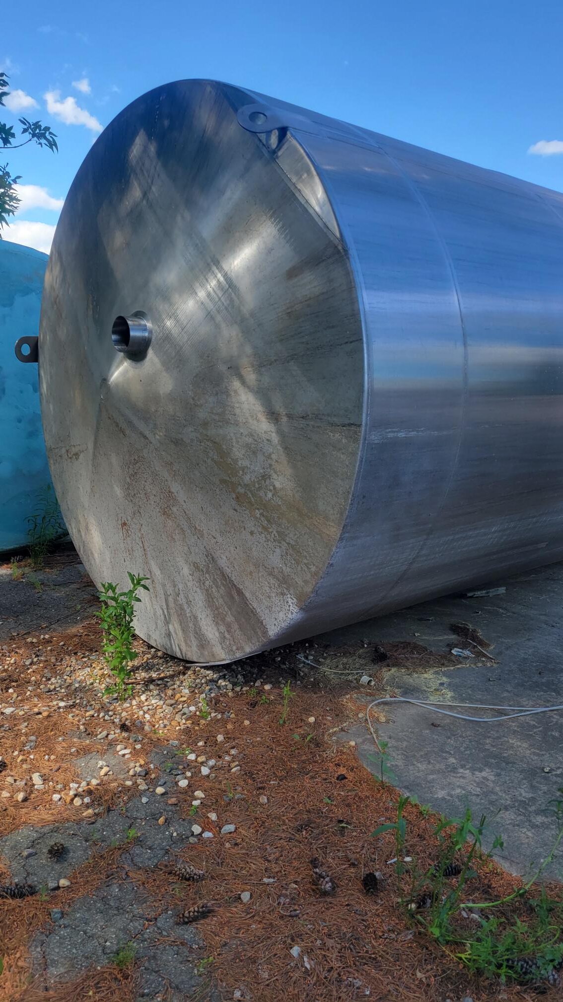 6000 gallon stainless storage tank image 4