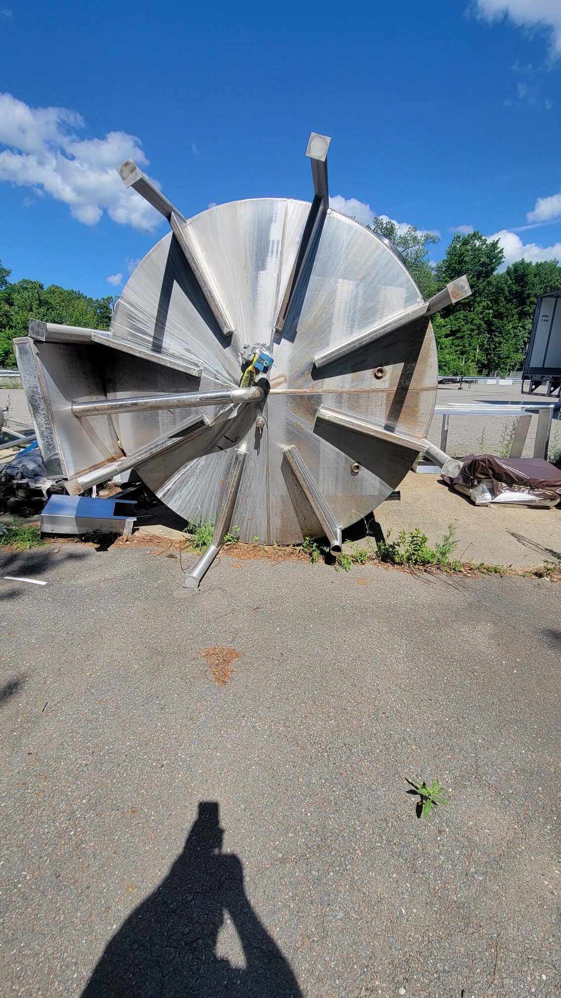 6000 gallon stainless storage tank image 5