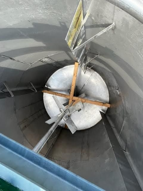 2000 Gallon Stainless Mix Tank image 4