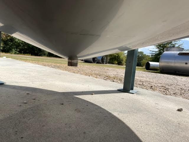 2000 Gallon Stainless Mix Tank image 2