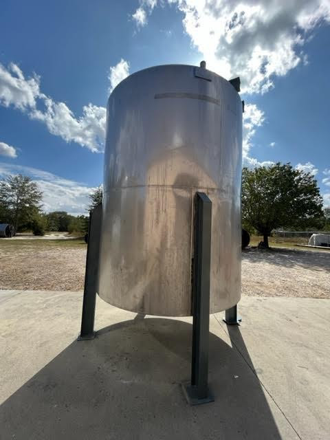 2000 Gallon Stainless Mix Tank