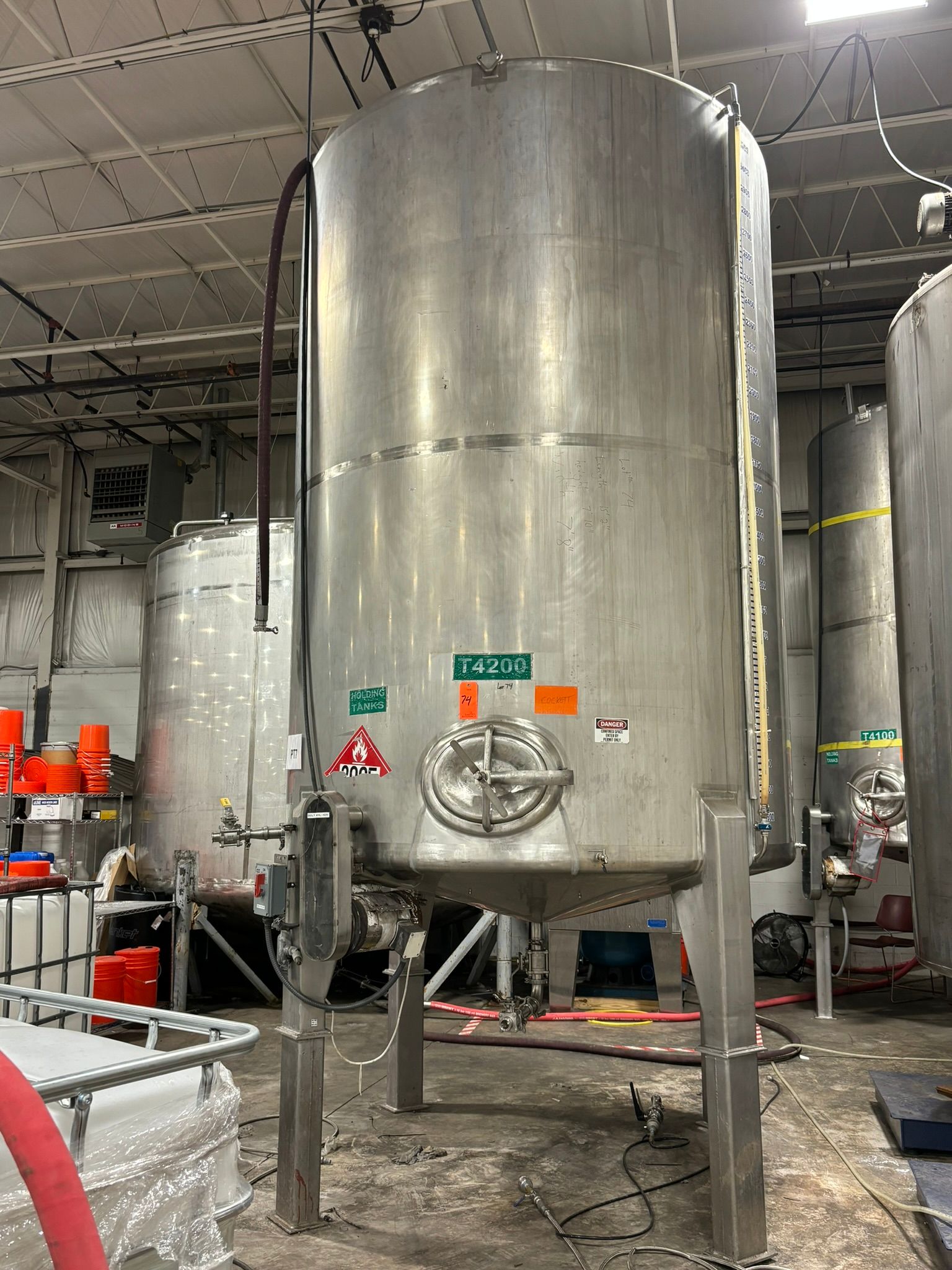3000 Gallon Stainless Mix Tank image 2