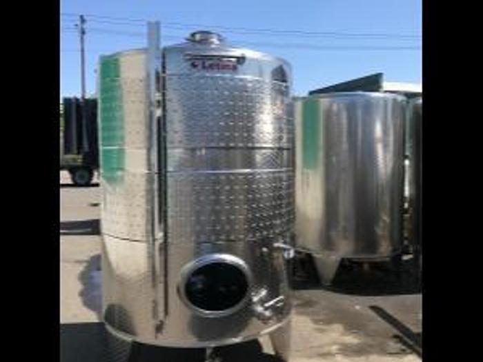 1100 gallon closed top jacketed storage tank