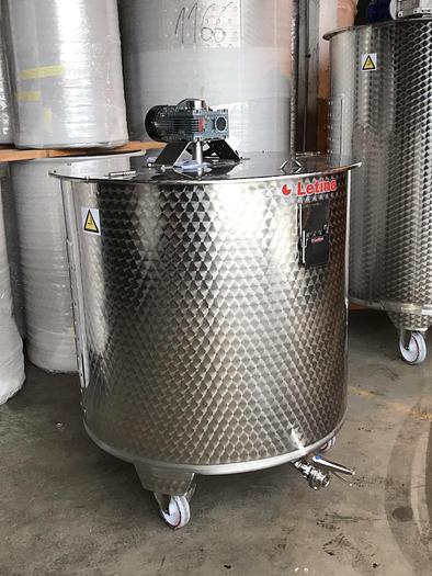 265 gallon  jacketed mix tank with wheels