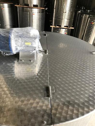 1050 Gallon Jacketed Mix Tank On Wheels image 5