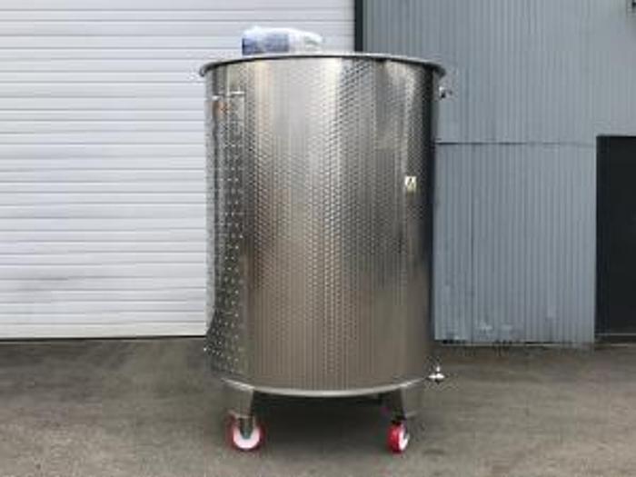 1050 Gallon Jacketed Mix Tank On Wheels