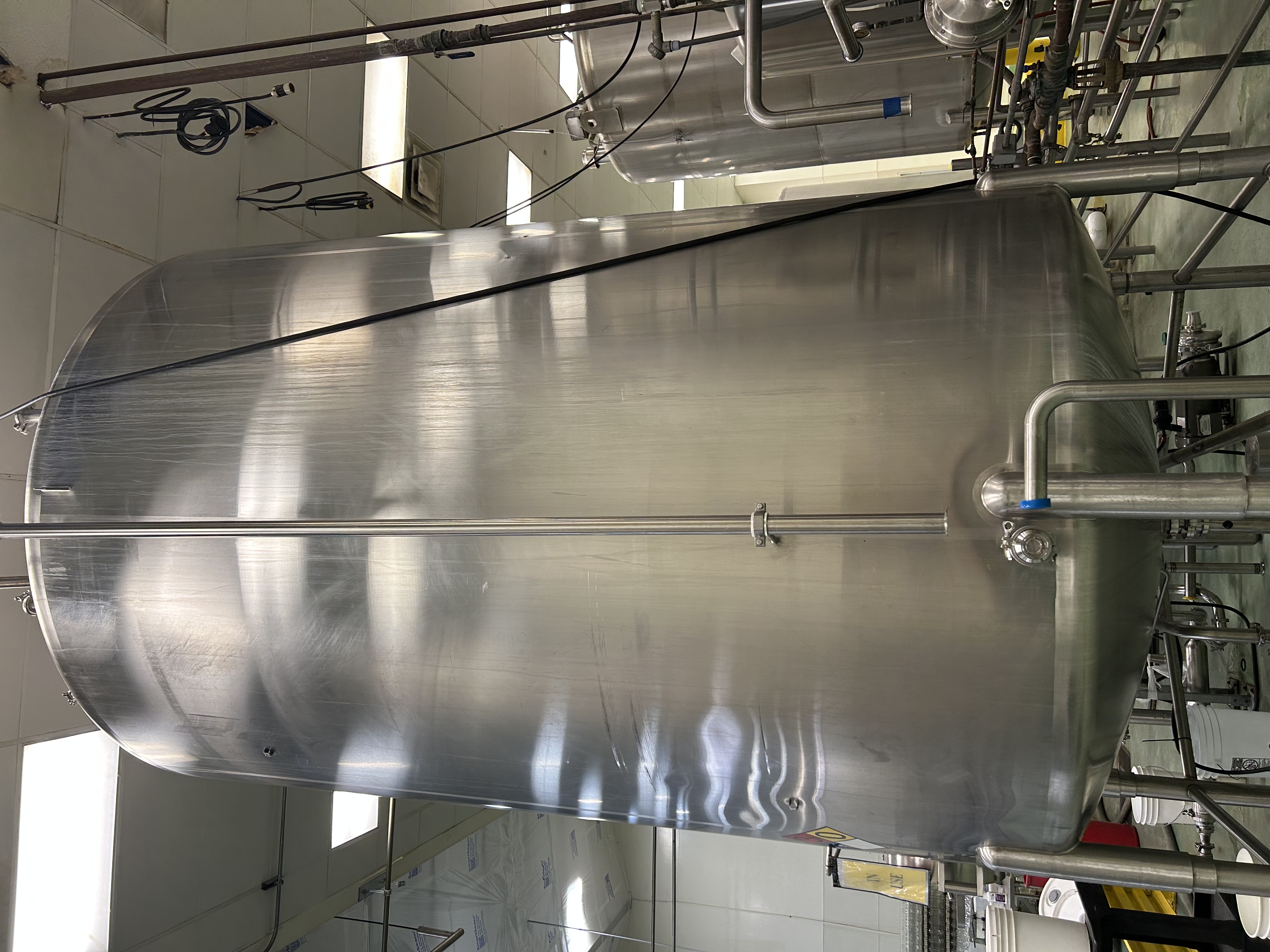 4500 Gallon Stainless Steel Mix Tank image 4