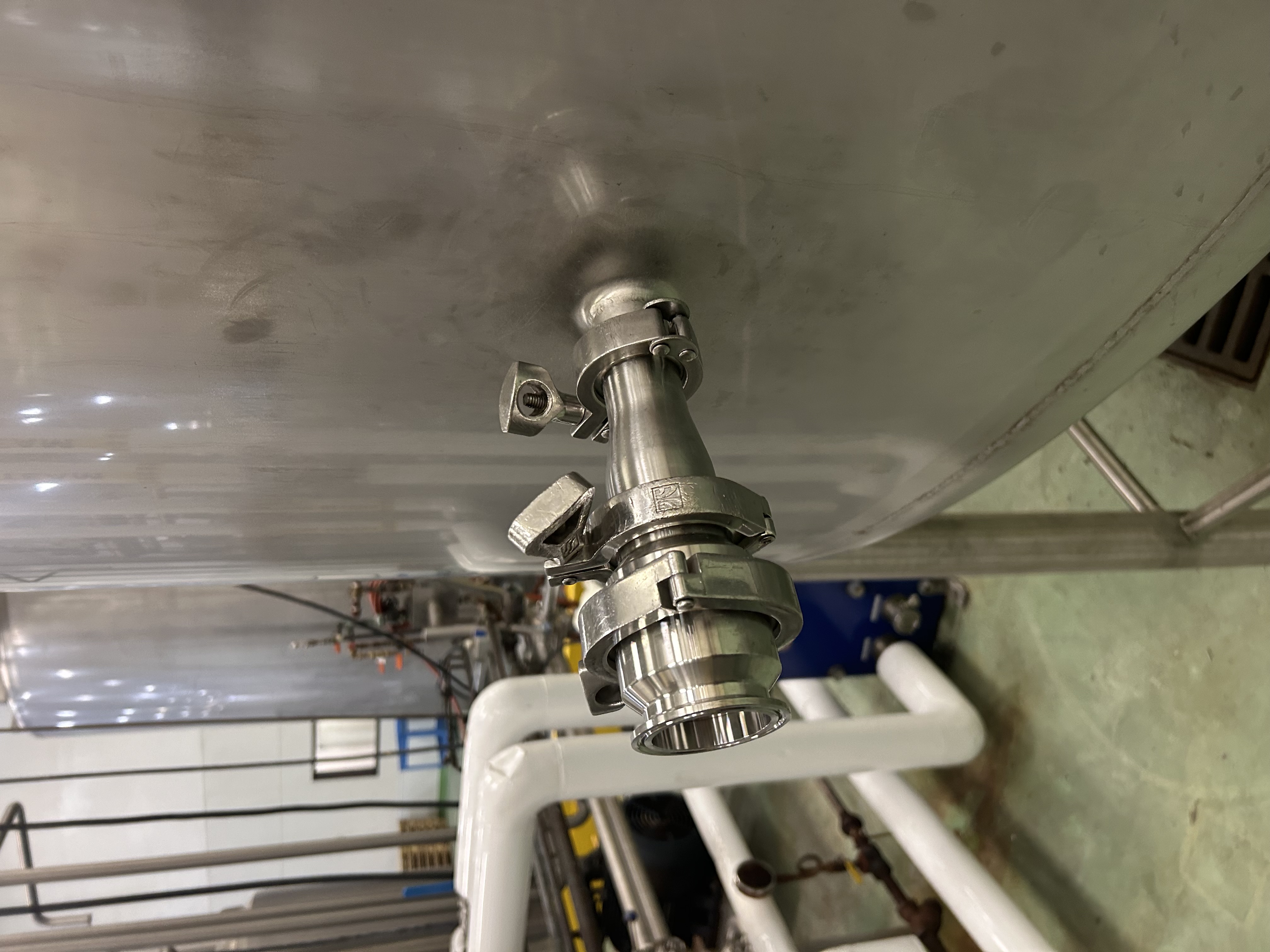 5000 Gallon Stainless Steel Mix Tank image 4