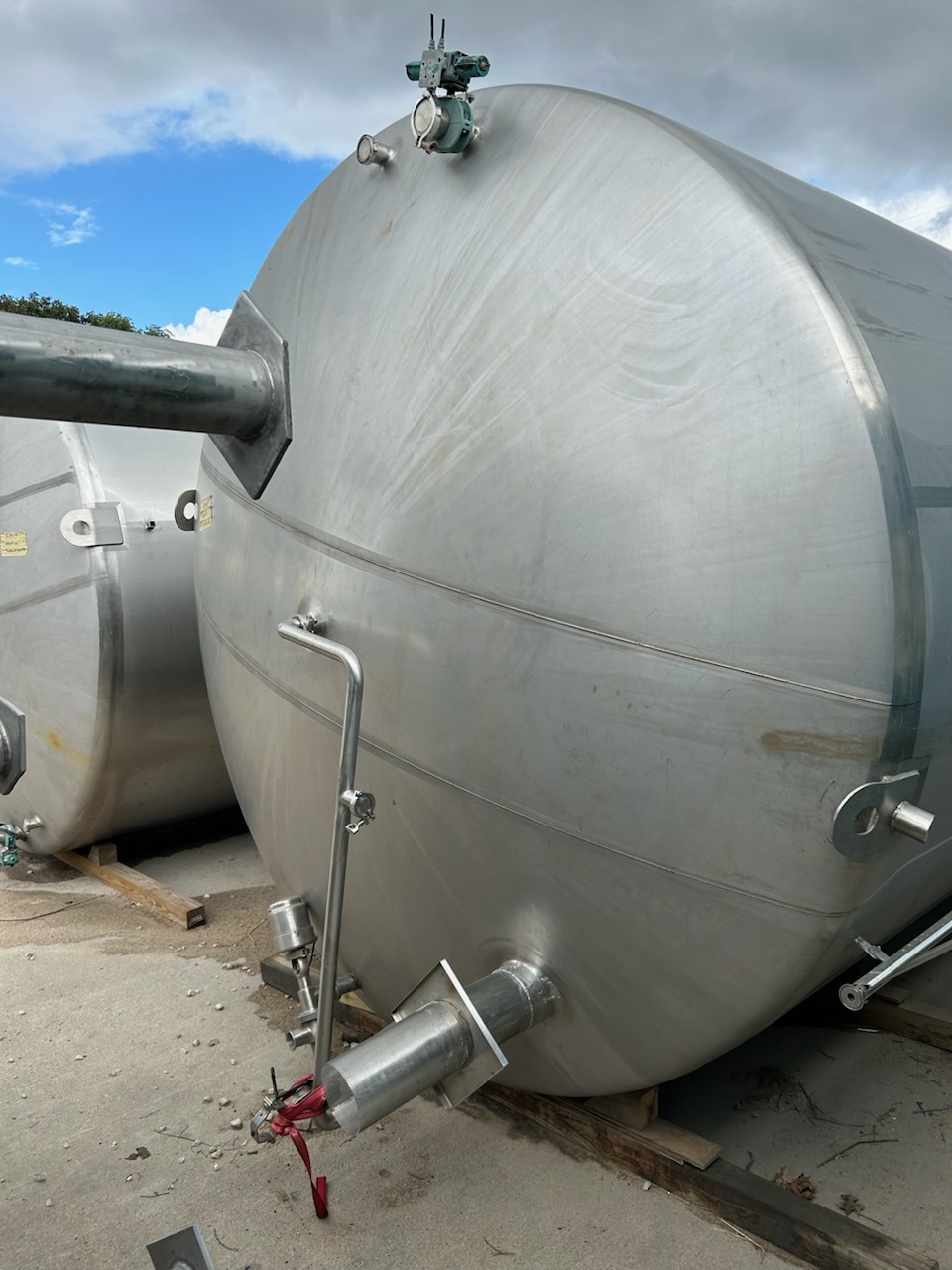6000 Gallon Stainless Steel Mix Tank image 8