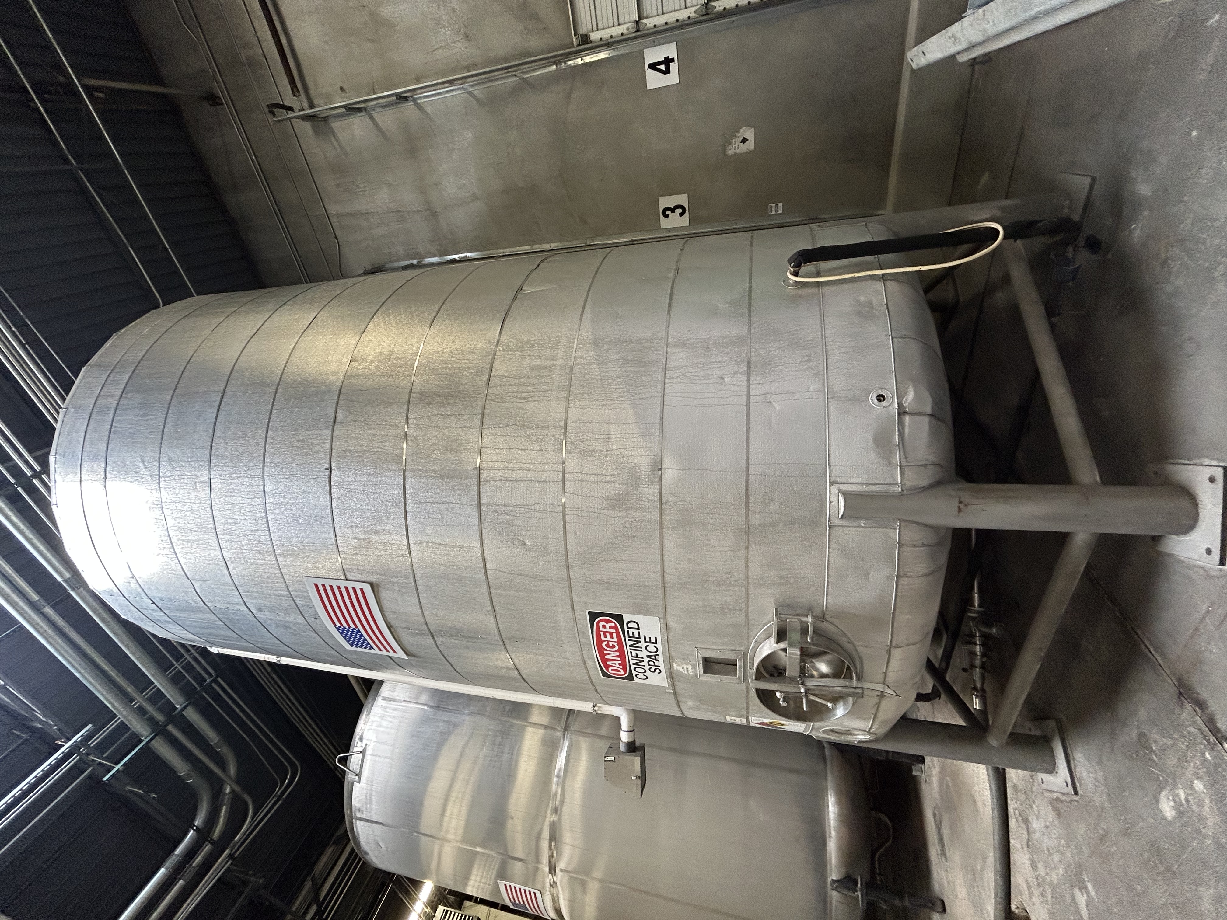 10000 Gallon Stainless Steel Jacketed Tank