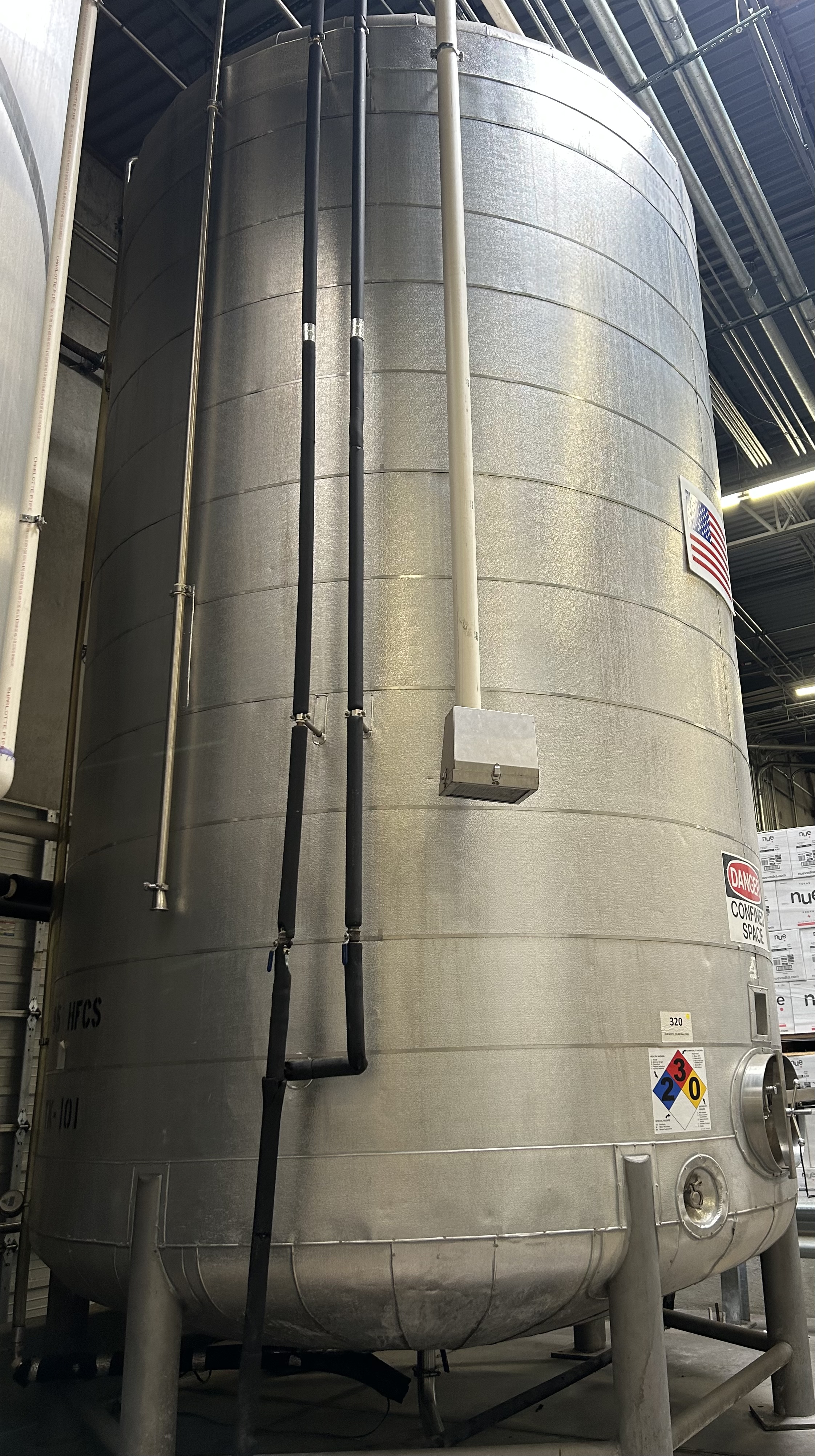10000 Gallon Stainless Steel Jacketed Tank image 3