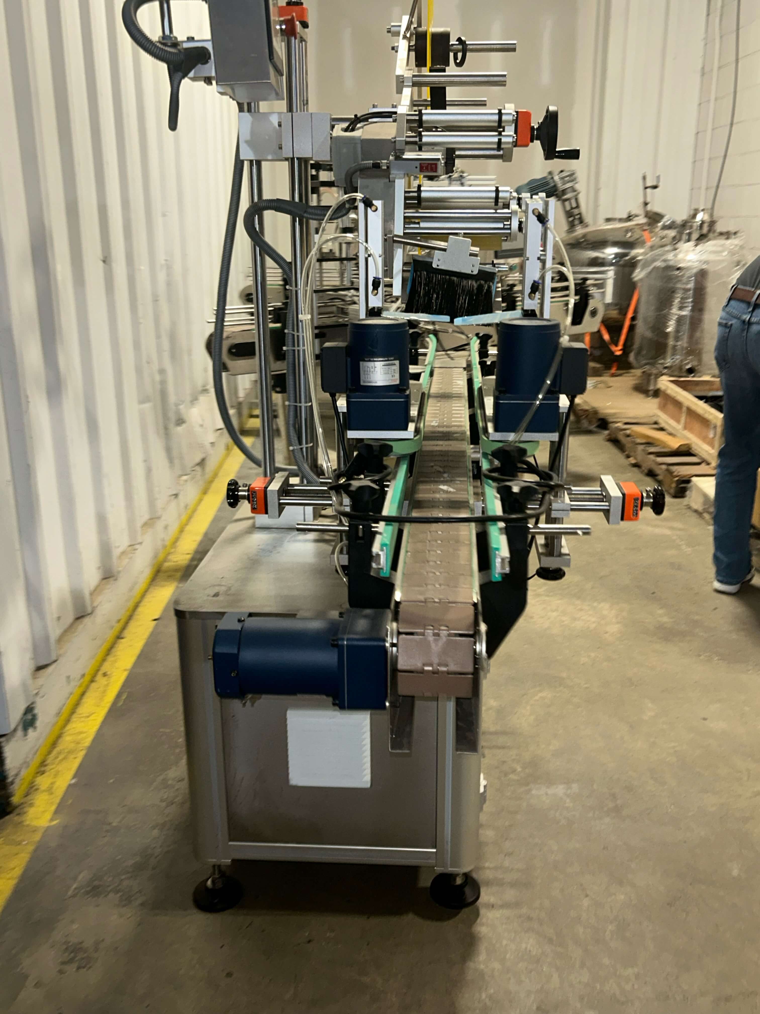 Shanghai Skilt Machinery Pressure Sensitive Labeler image 4