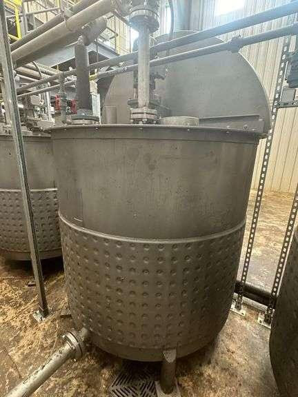660 Gallon Jacketed Mix Tank
