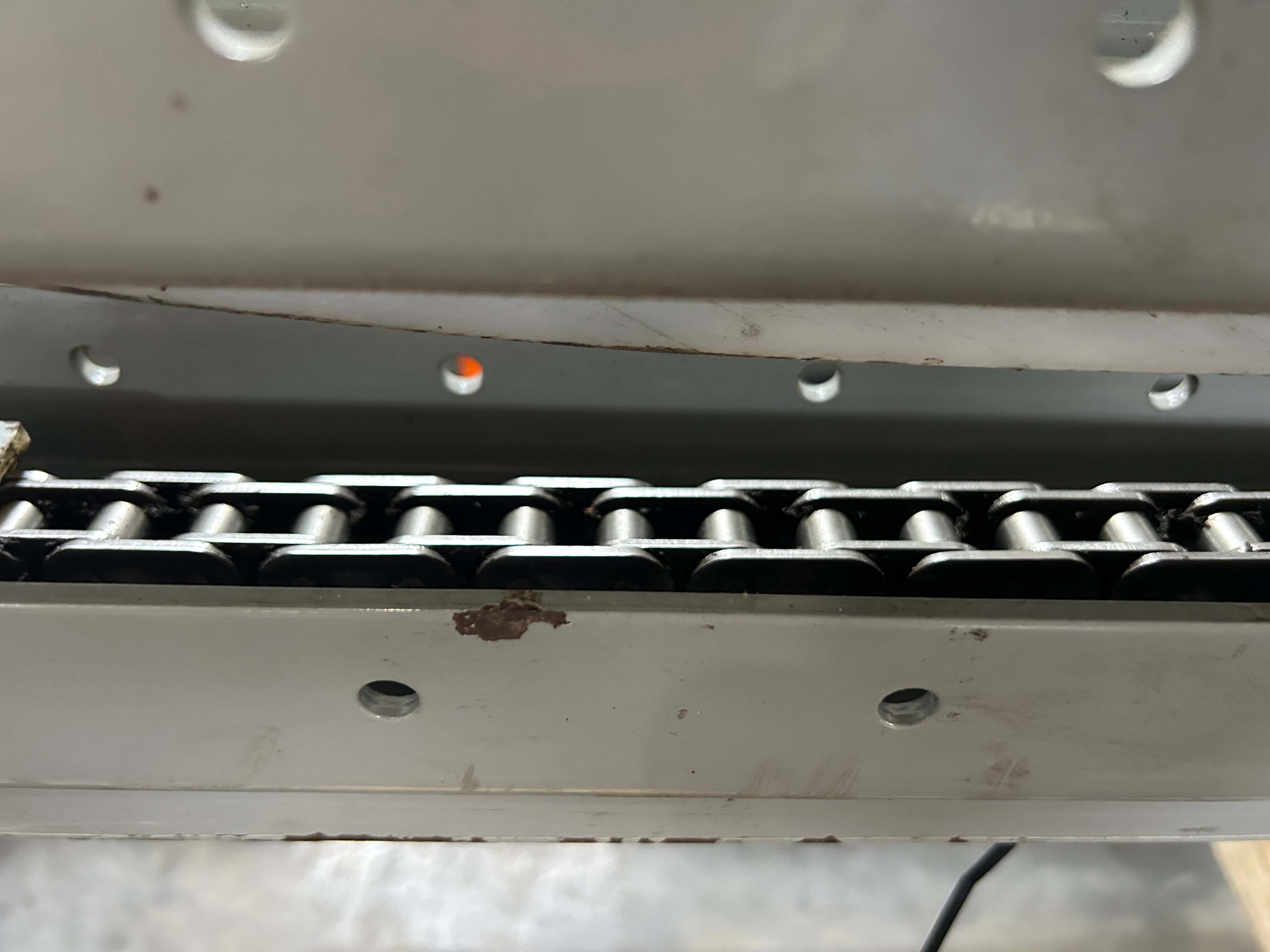 Chain Conveyor with Pop Up Transfer image 3