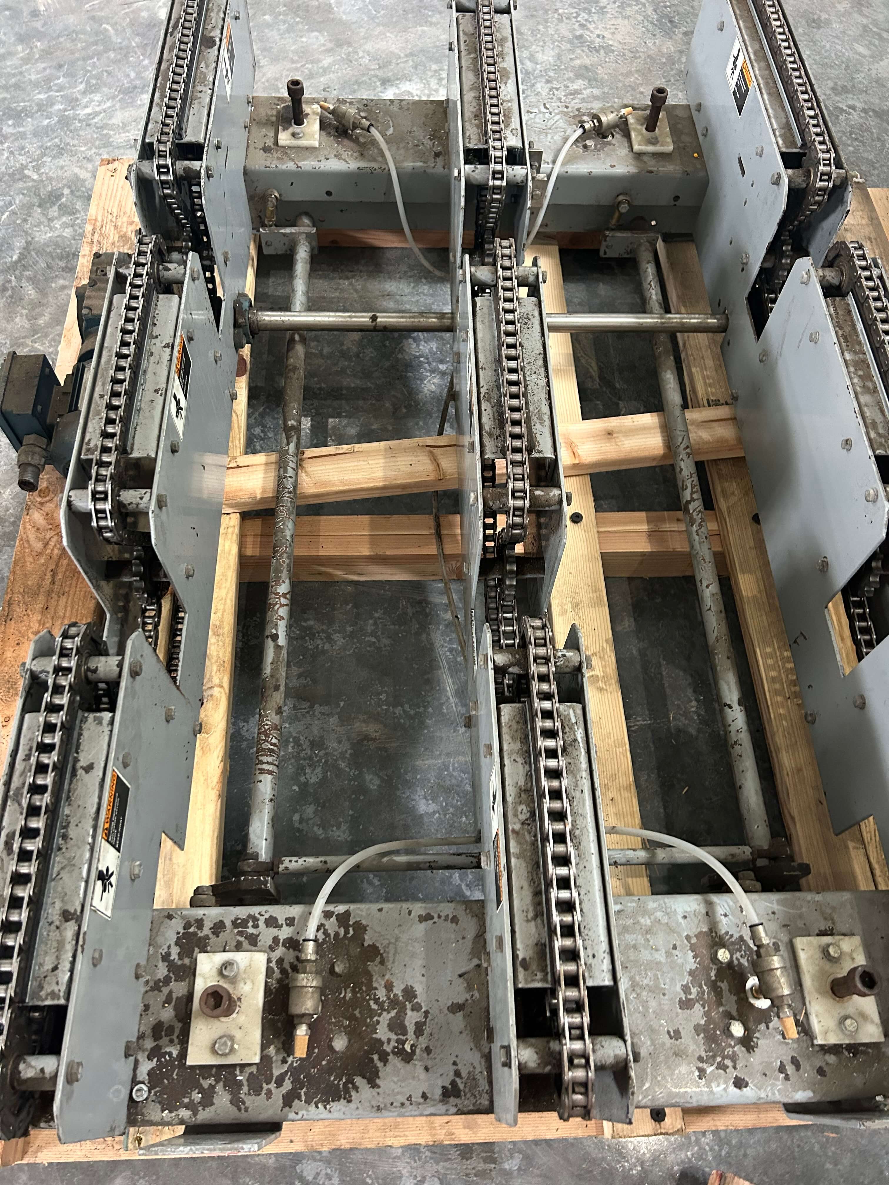 Chain Conveyor with Pop Up Transfer image 6