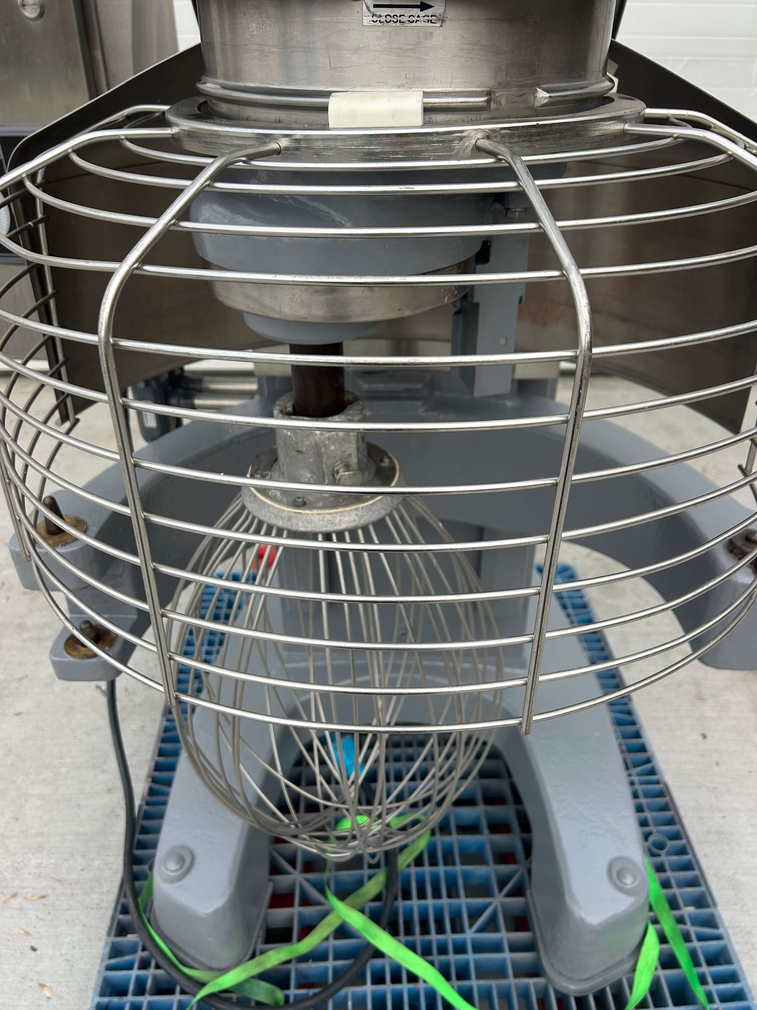 Hobart 140qt Mixer Model HL1400 image 4