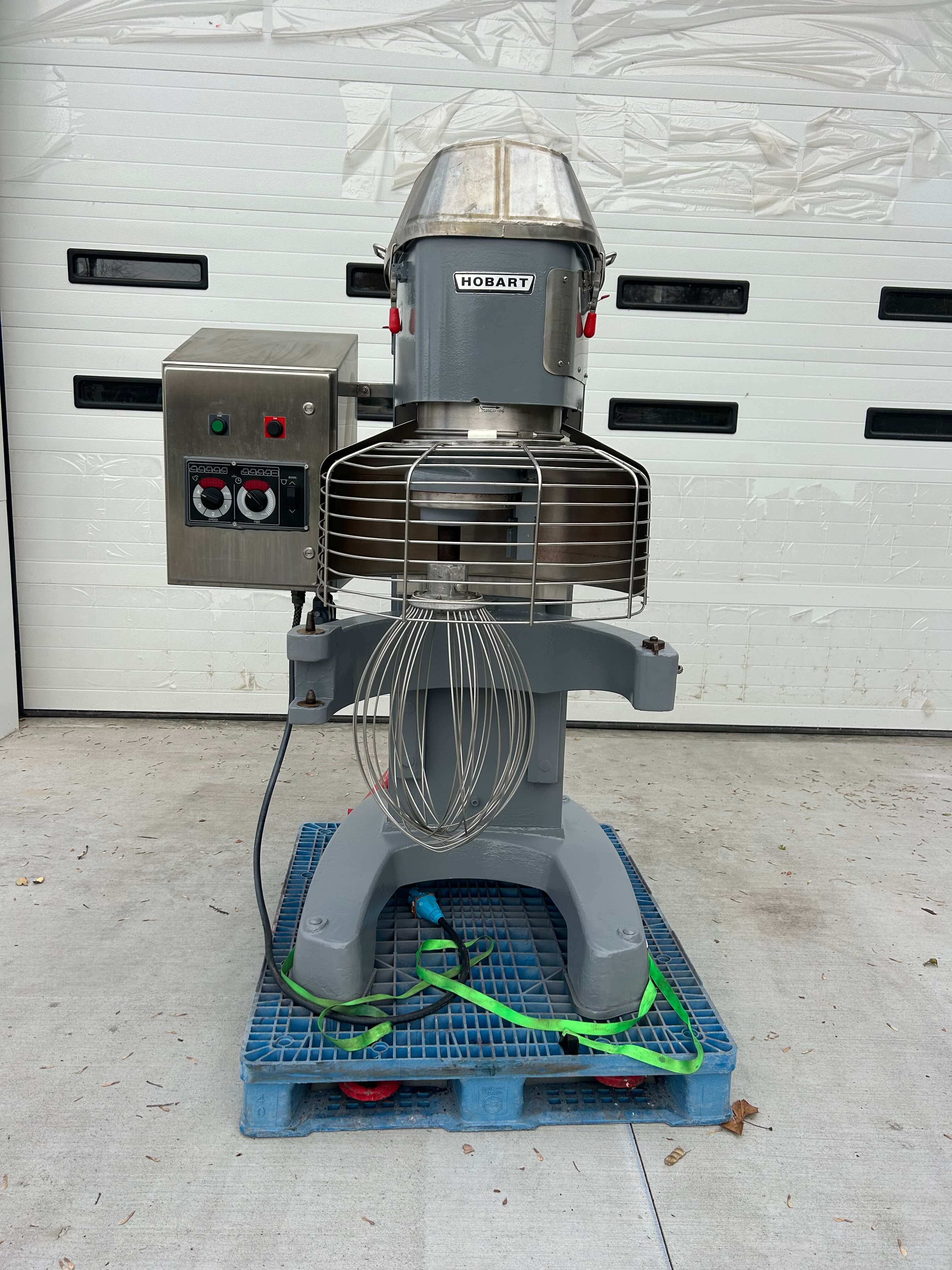 Hobart 140qt Mixer Model HL1400