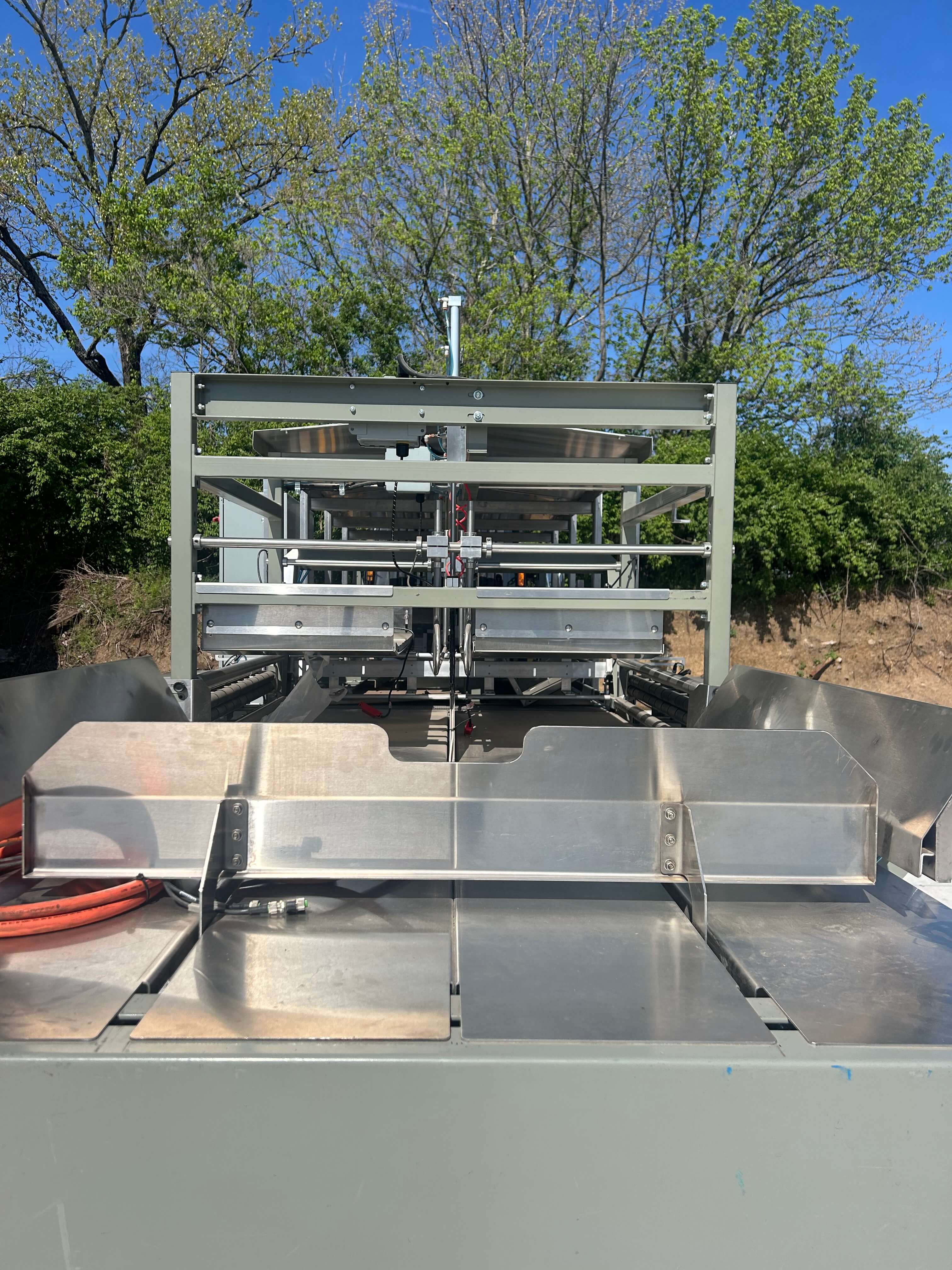 Fully Automatic Bottle Debagger image 6