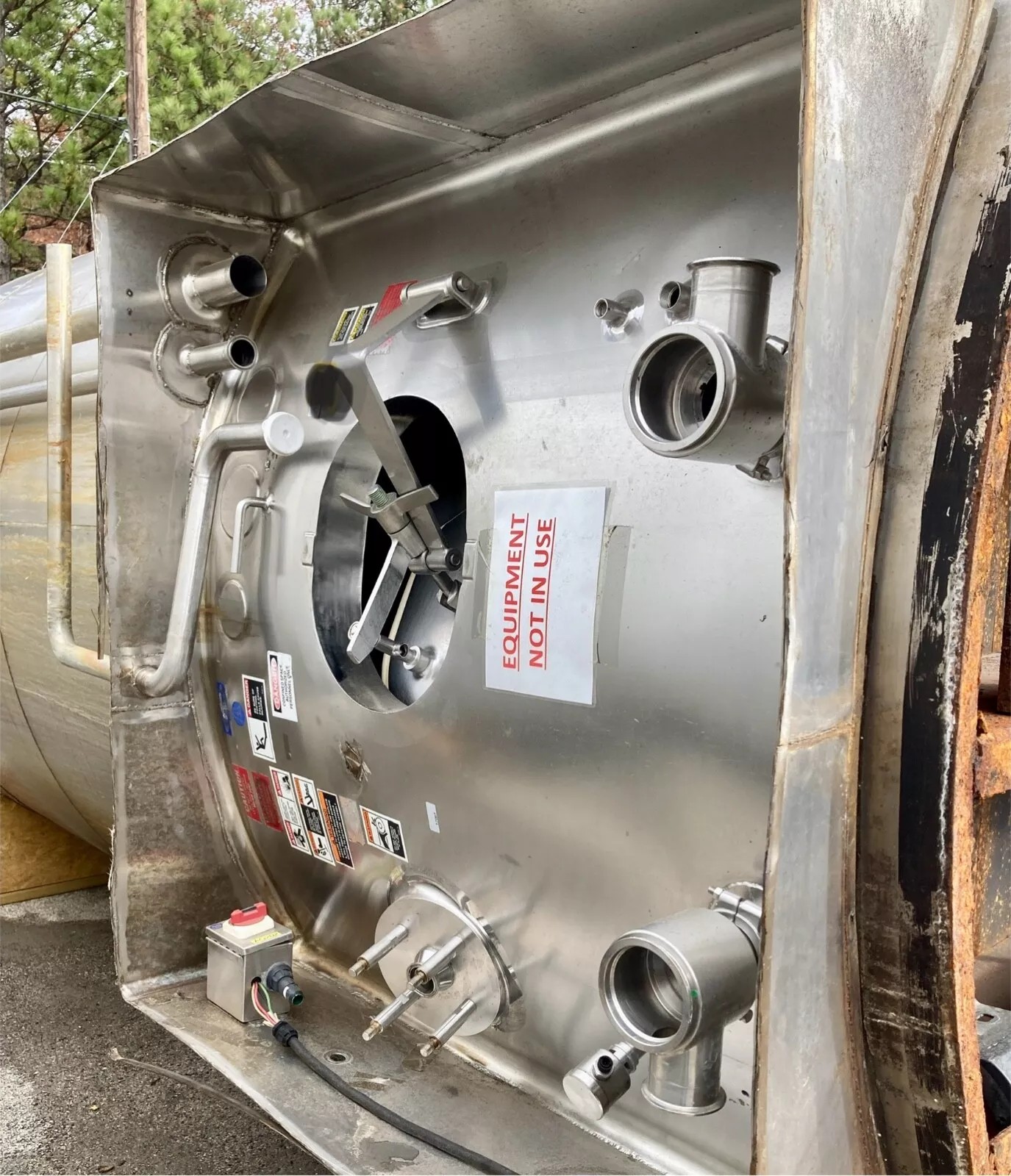 5000 Gallon Stainless Steel Jacketed Tank image 6