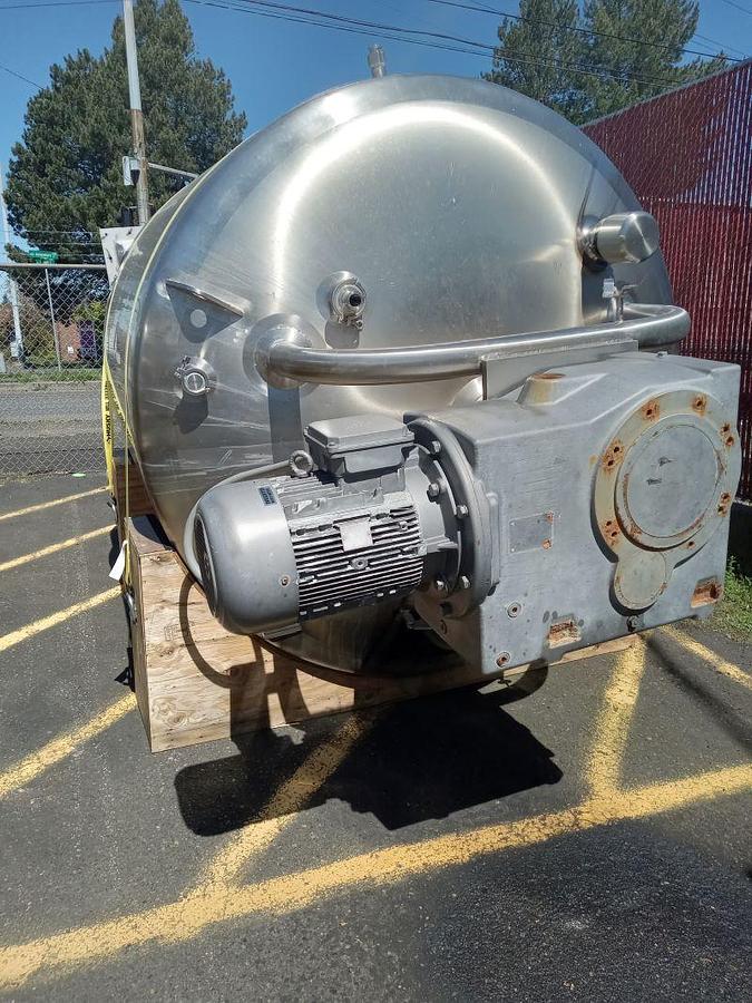 1500 Gallon Jacketed Processor Tank image 3