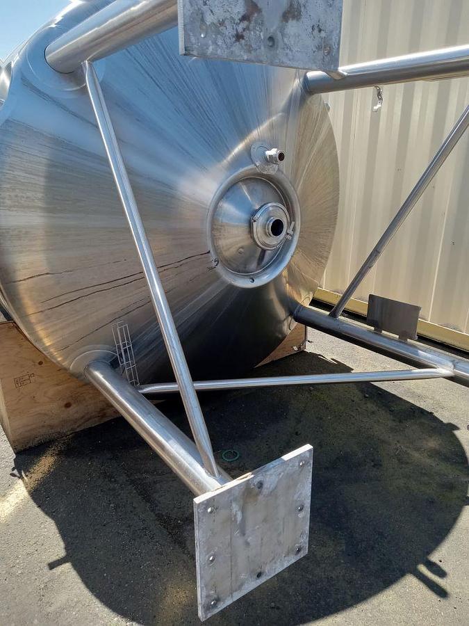 1500 Gallon Jacketed Processor Tank image 2
