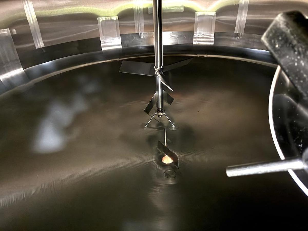 10000 Gallon 316 Stainless Steel Mix Tank image 2