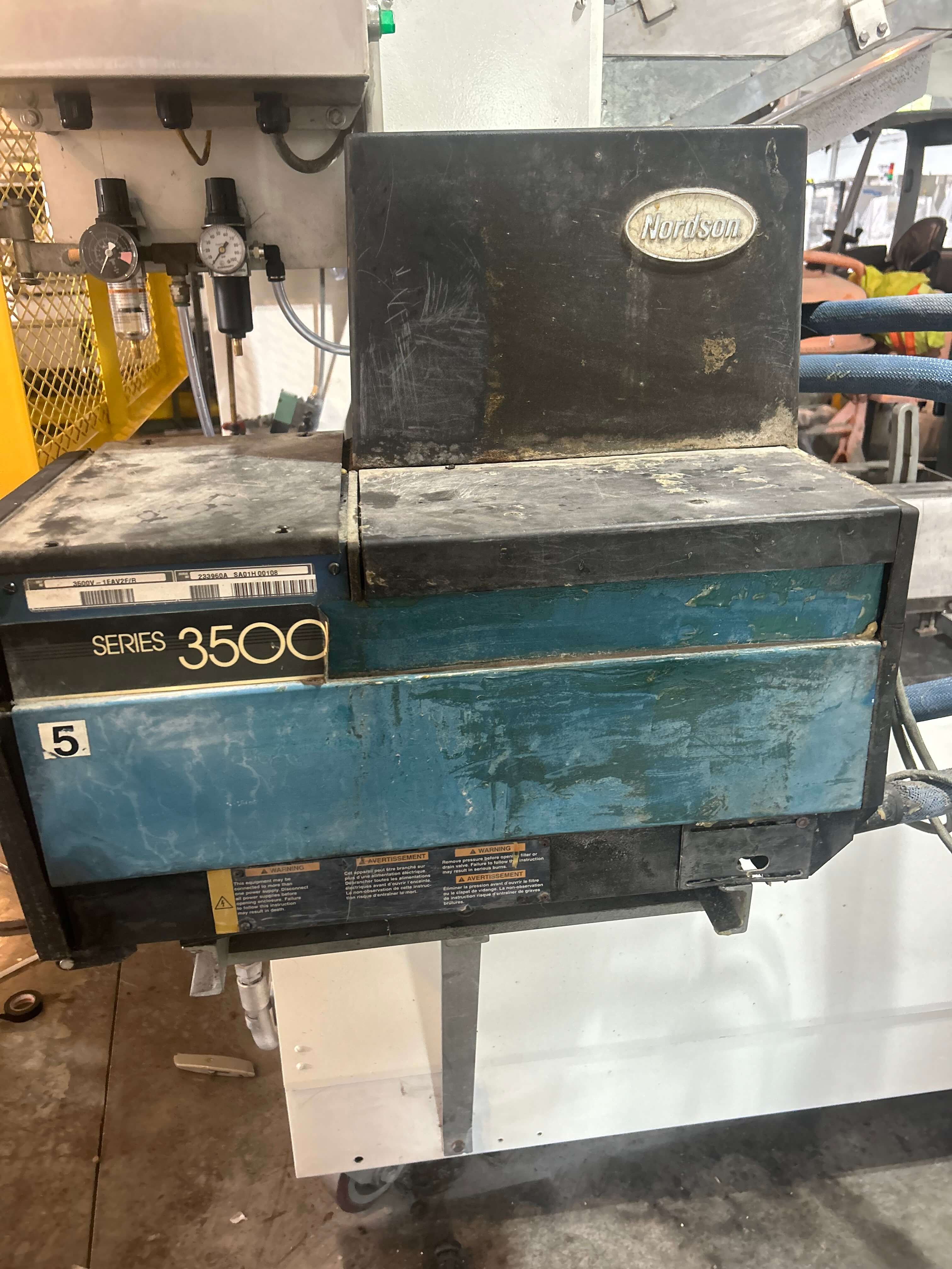 SWF TF400V Tray Former image 4