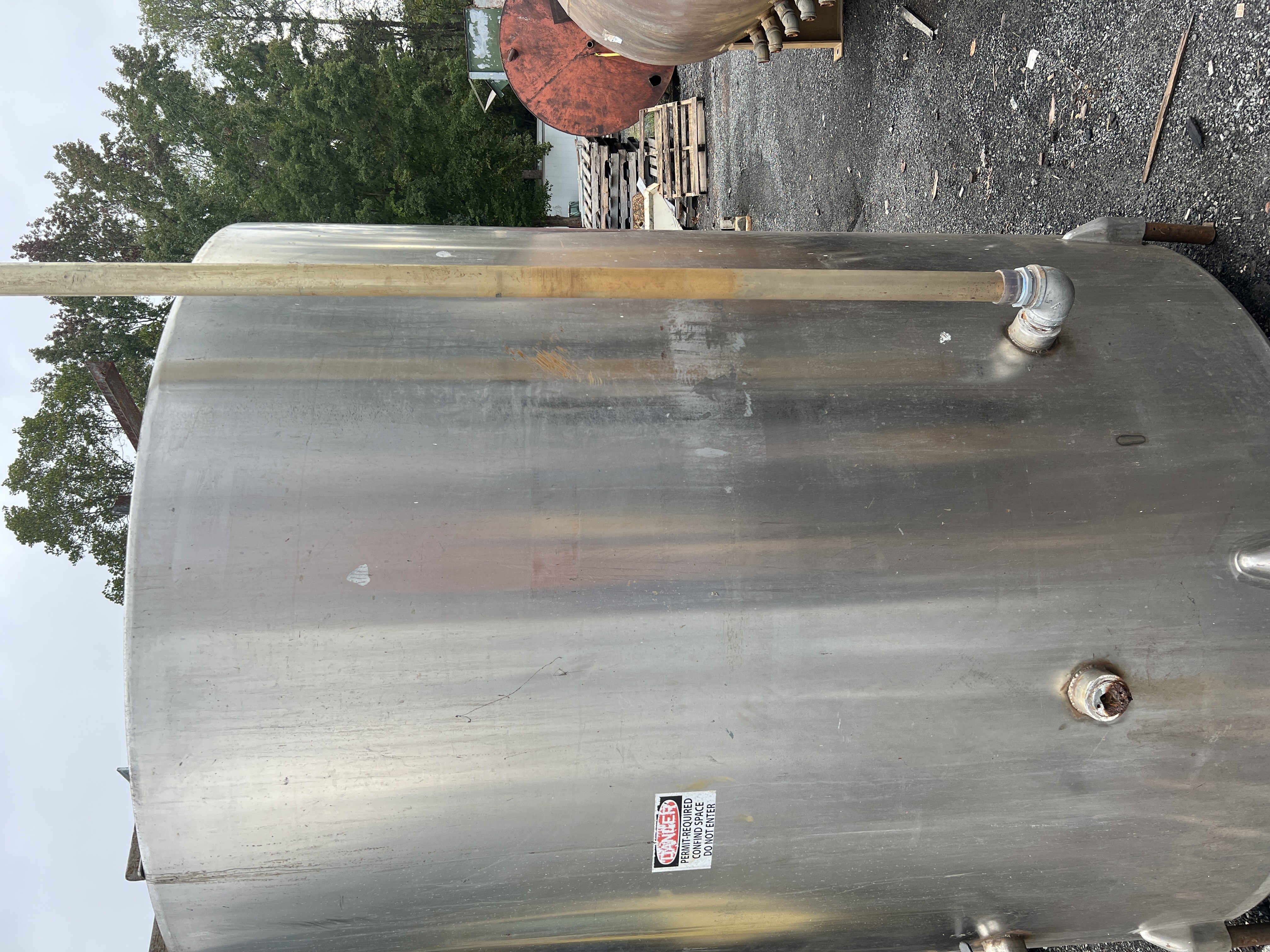 2000 Gallon Stainless Steel Tank image 5