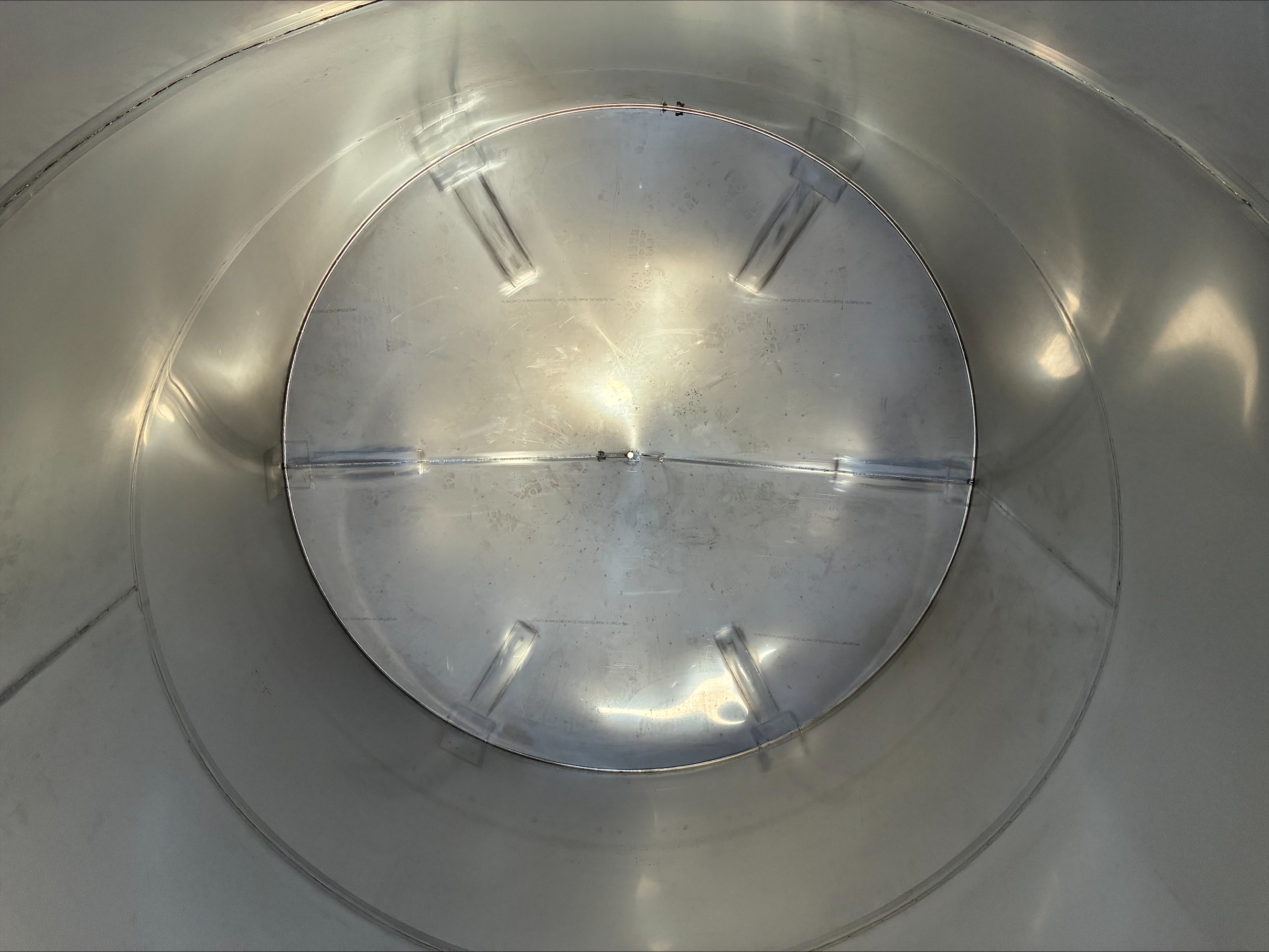 6500 Gallon Stainless Steel Tank with Mixer Bridge (New) image 4