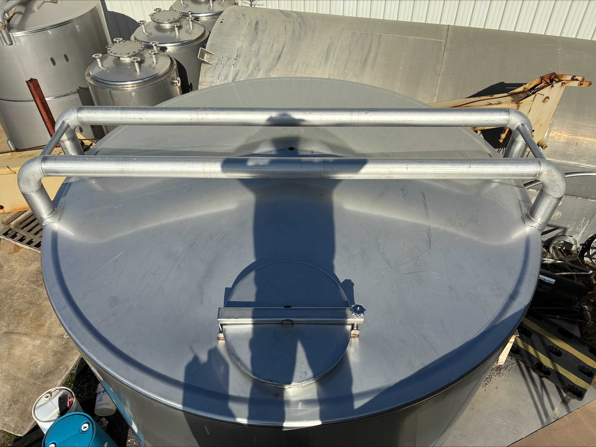 6500 Gallon Stainless Steel Tank with Mixer Bridge (New) image 3