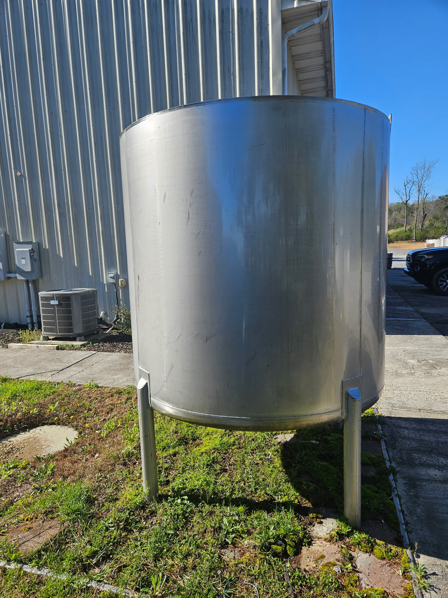 800 Gallon Stainless Steel Storage Tank