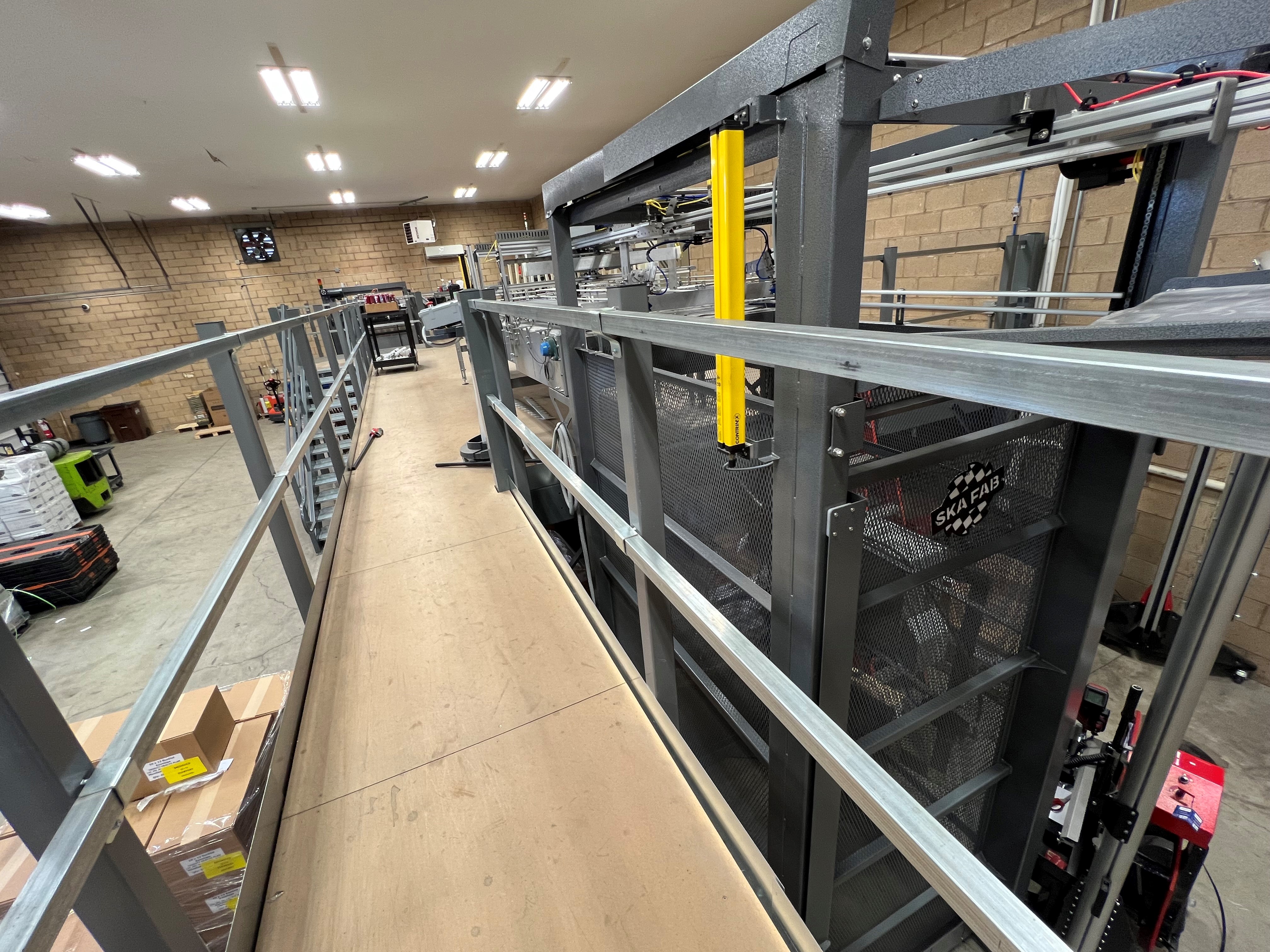 SKA Depalletizer image 2