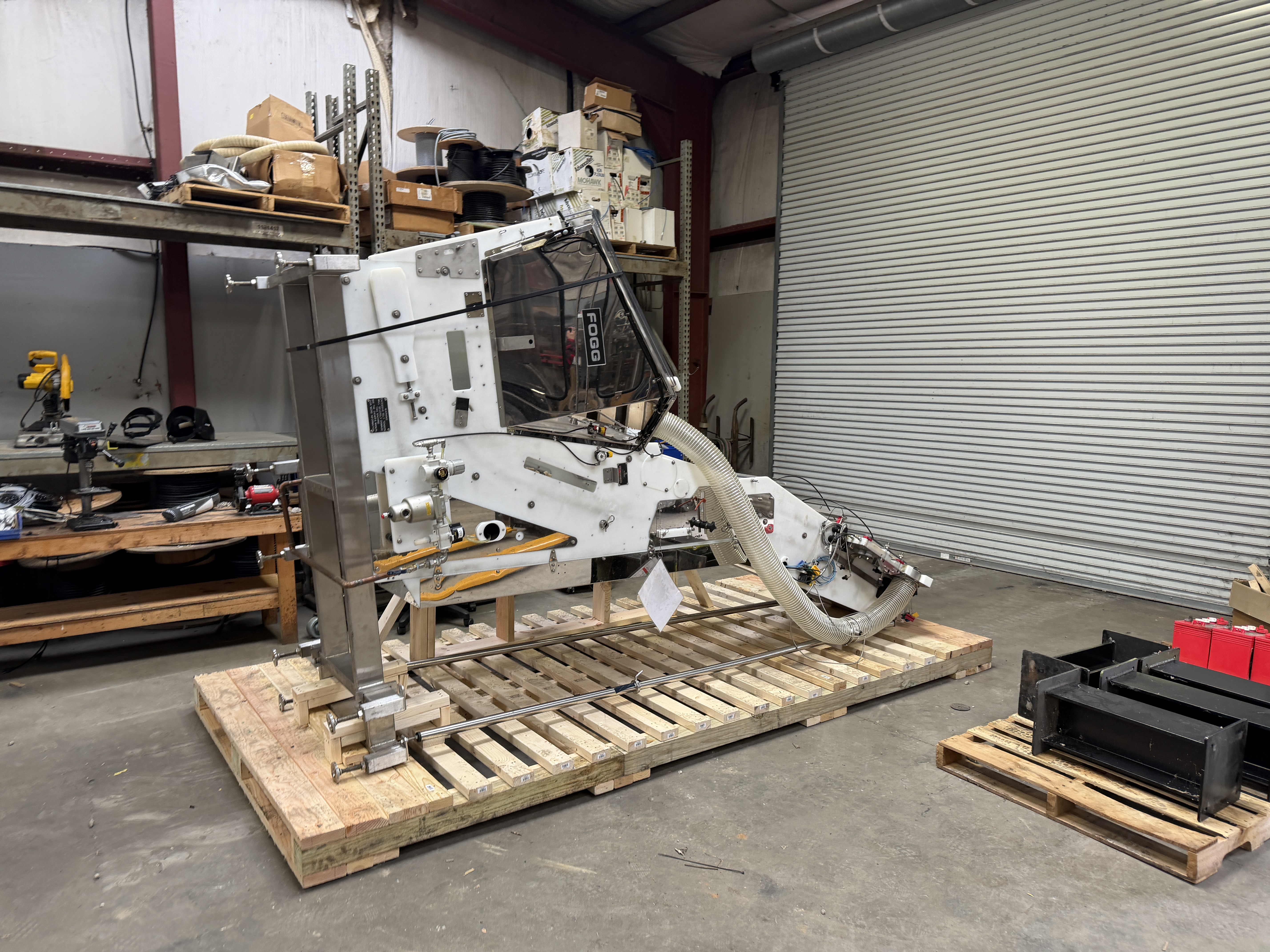Fogg Monoblock Filler, Rinser and Capper (MFG:2021) image 5