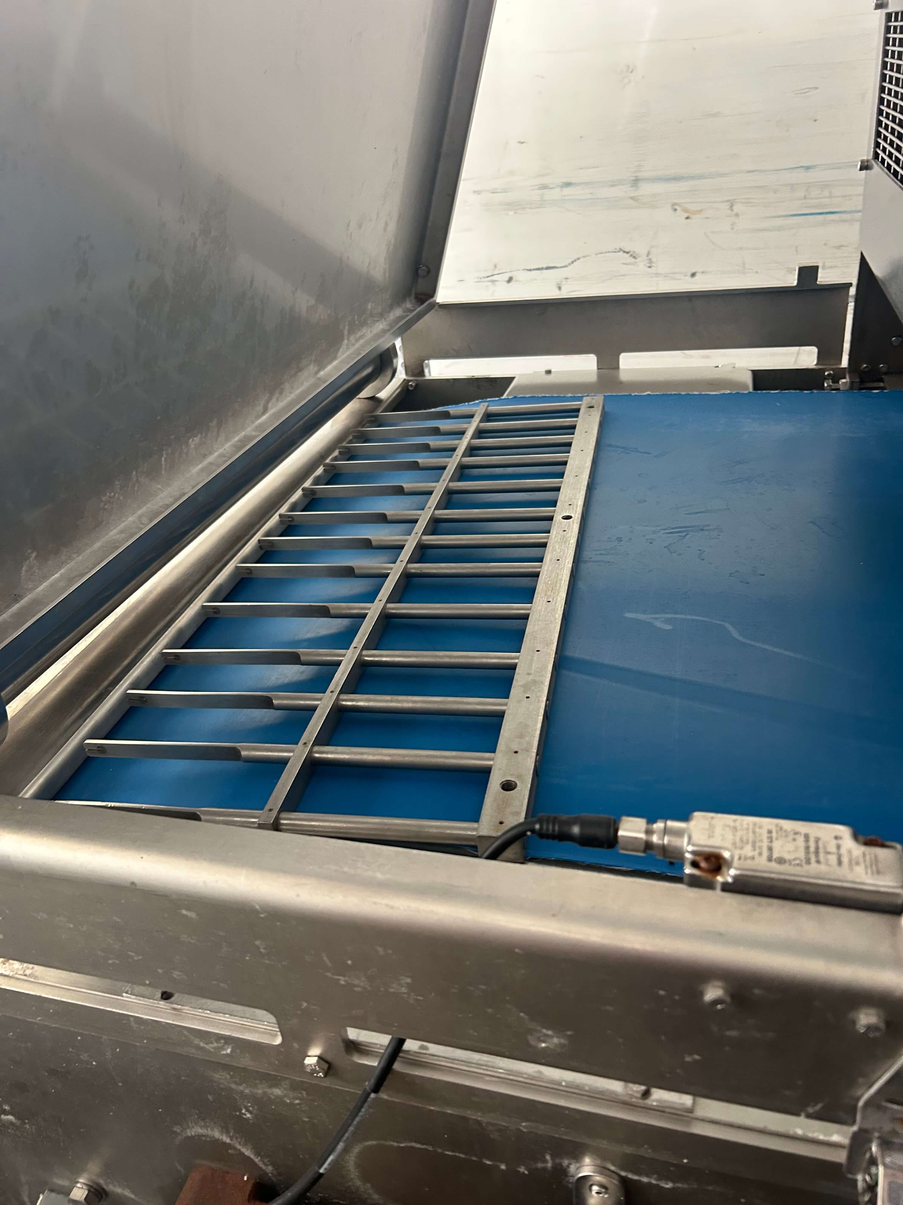 APV Baker Dough Wirecut Depositor image 10