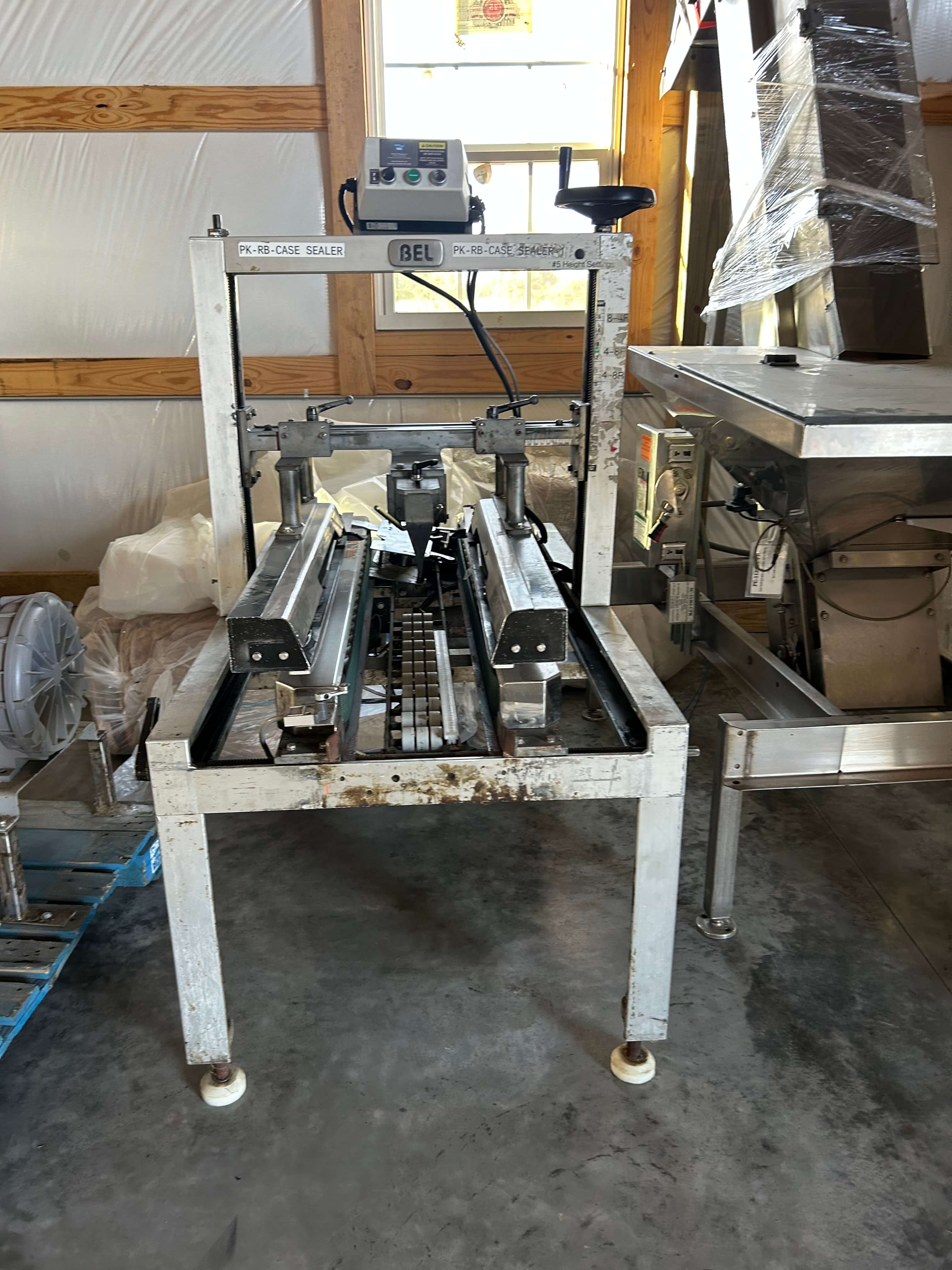 BEL 252 Fully Automatic Case Taper