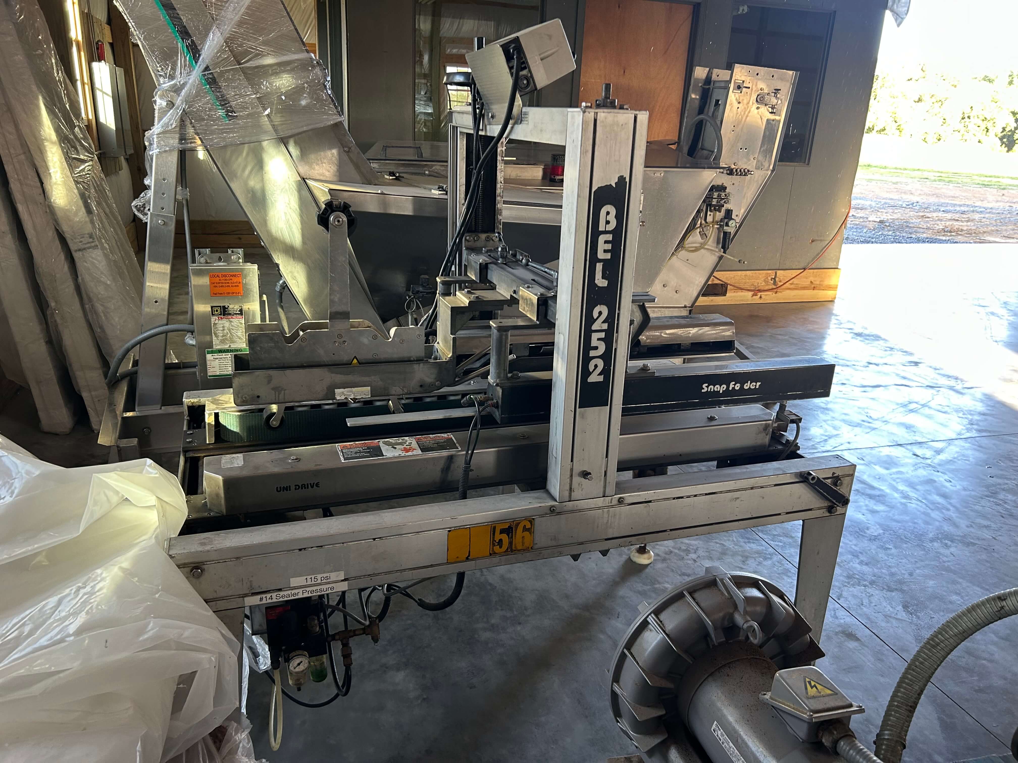 BEL 252 Fully Automatic Case Taper image 3