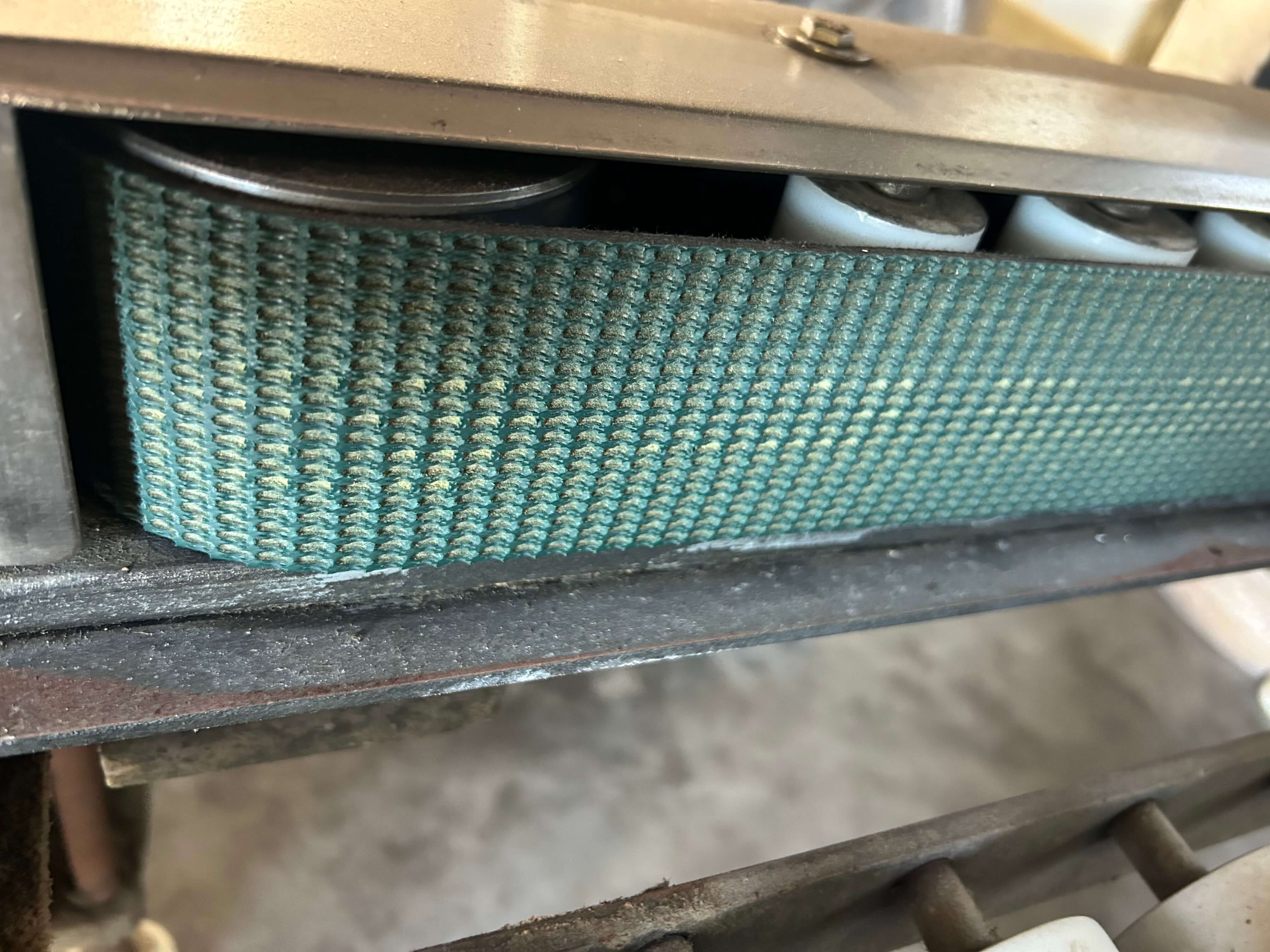 BEL 252 Fully Automatic Case Taper image 6