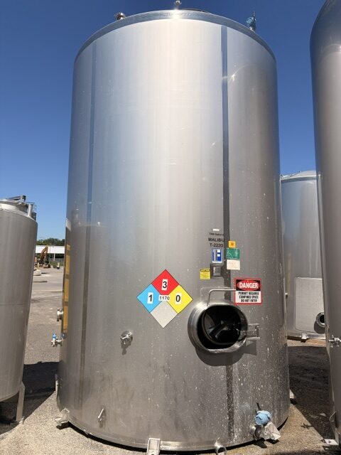 7000 Gallon Stainless Steel Tank