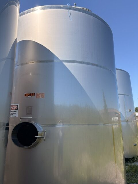 8925 Gallon Stainless Steel Tank