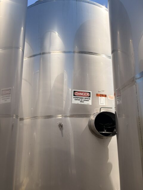 8925 Gallon Stainless Steel Tank image 5